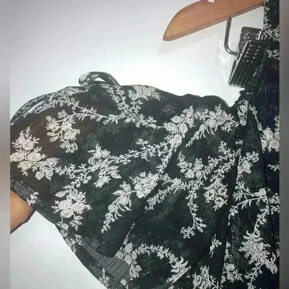 Maeve ANTHROPOLOGIE Cold Shoulder Tressa Blouse Size S - Picture 7 of 16